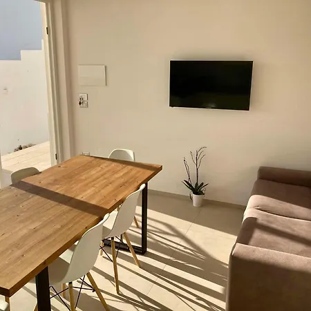 Gardenia Deluxe Apartment *